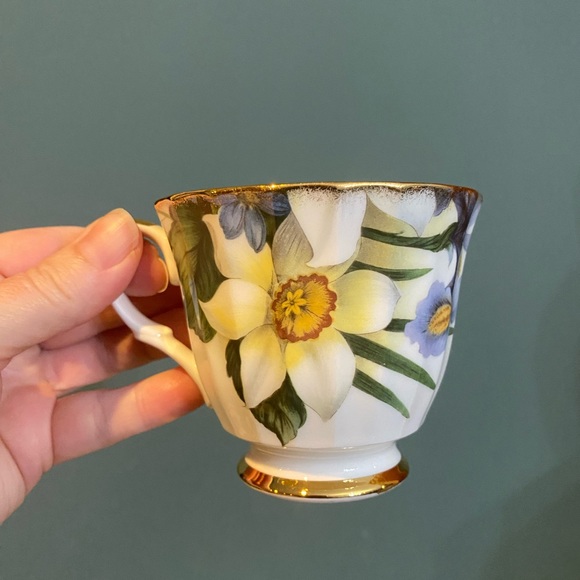 Pair Of Duchess Teacups & Saucers - Floral DUC97 - English Fine Bone China - Picture 9 of 12